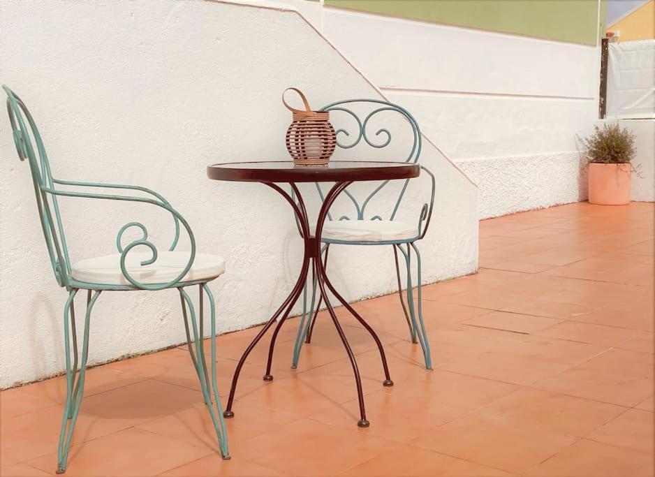 Cozy Apartment With Private Courtyard Barcarena エクステリア 写真