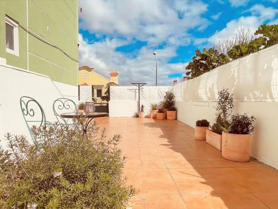 Cozy Apartment With Private Courtyard Barcarena エクステリア 写真
