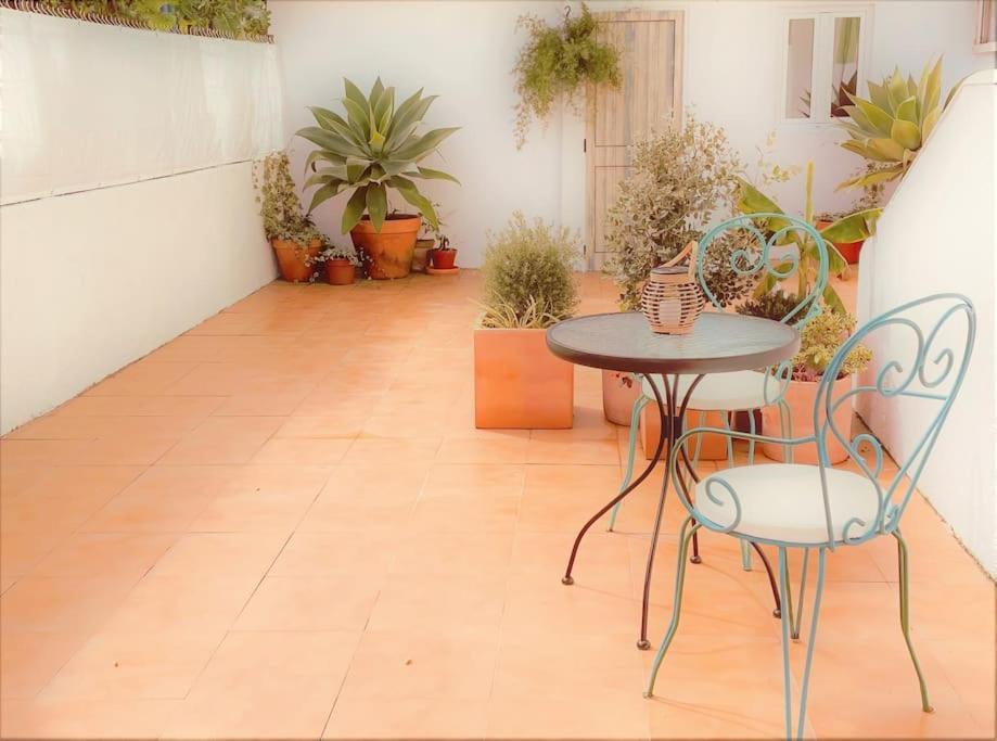 Cozy Apartment With Private Courtyard Barcarena エクステリア 写真